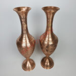 Büyük İşlemeli Dar Boyun Bakır Vazo